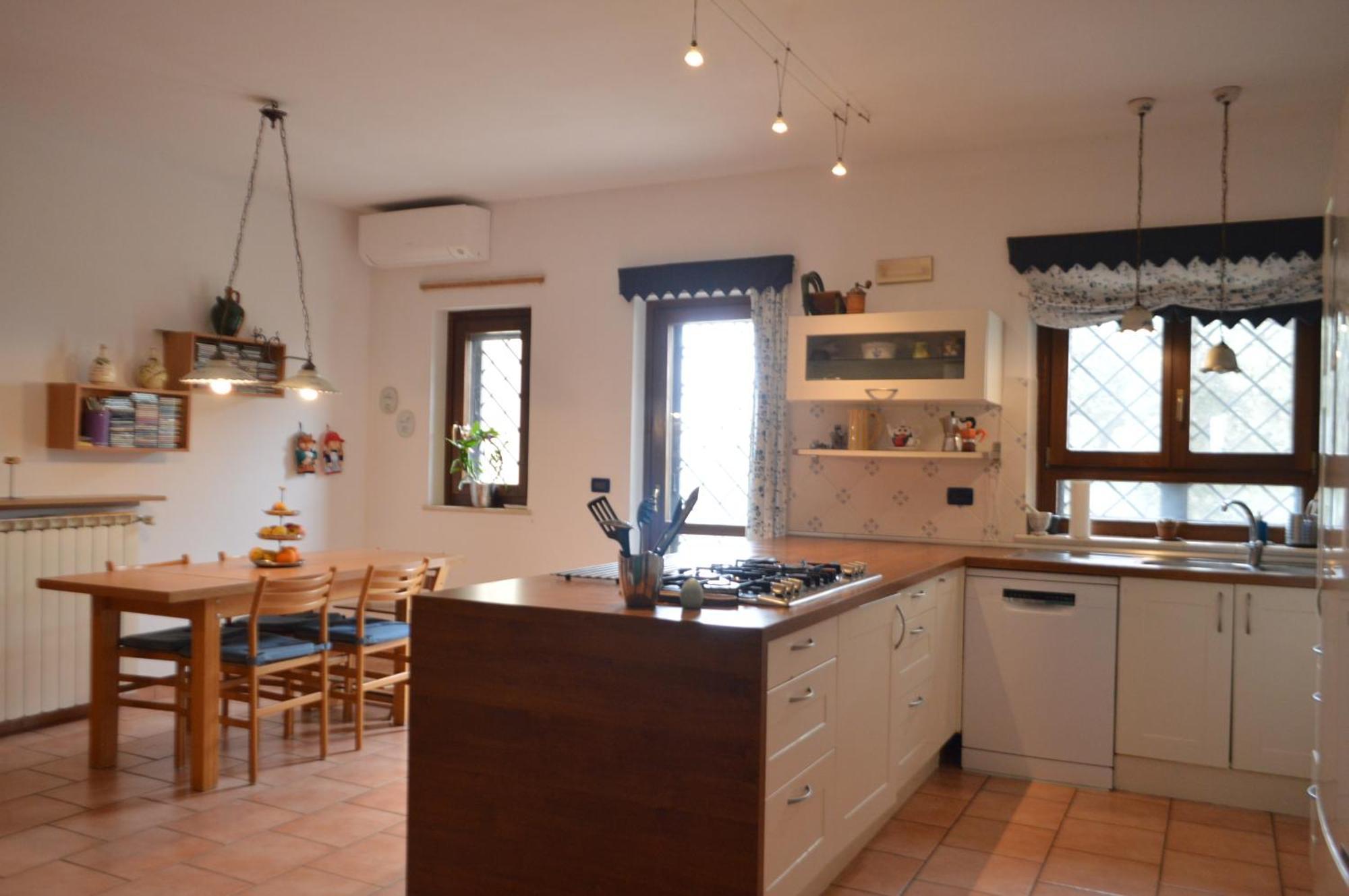 Villa Collebelvedere - Near Rome With Home Restaurant Fara in Sabina Exteriör bild