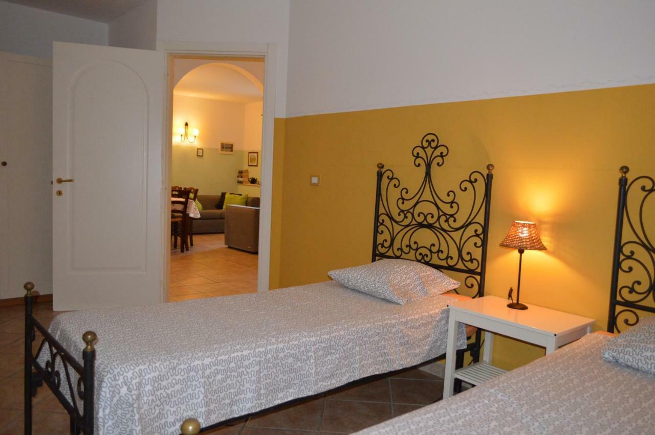 Villa Collebelvedere - Near Rome With Home Restaurant Fara in Sabina Exteriör bild